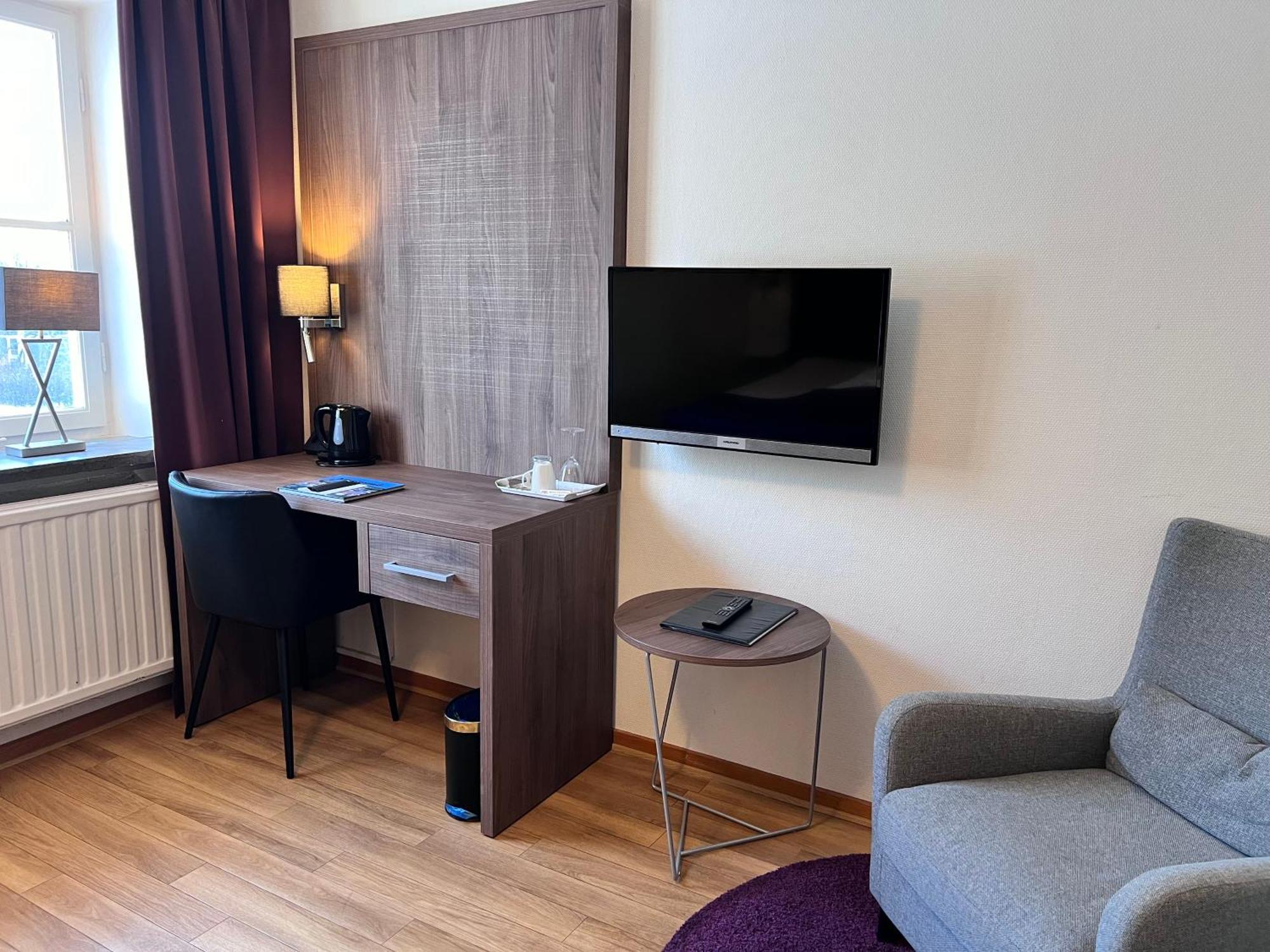 Hotel Wictoria Mariestad Exterior foto