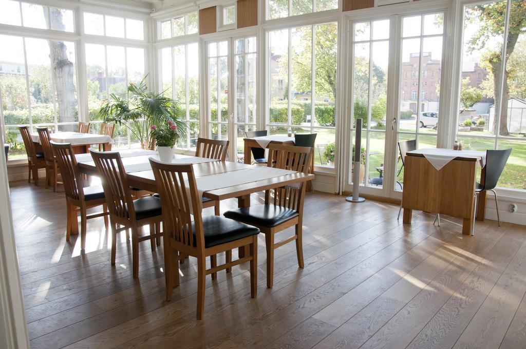 Hotel Wictoria Mariestad Quarto foto