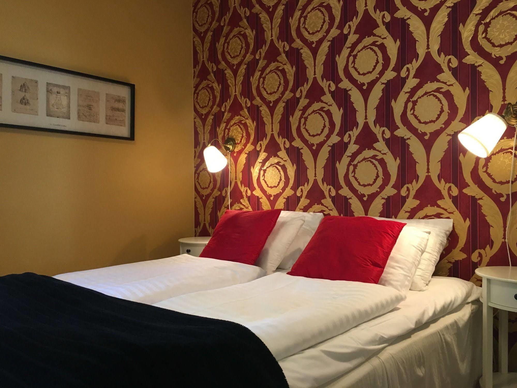 Hotel Wictoria Mariestad Exterior foto