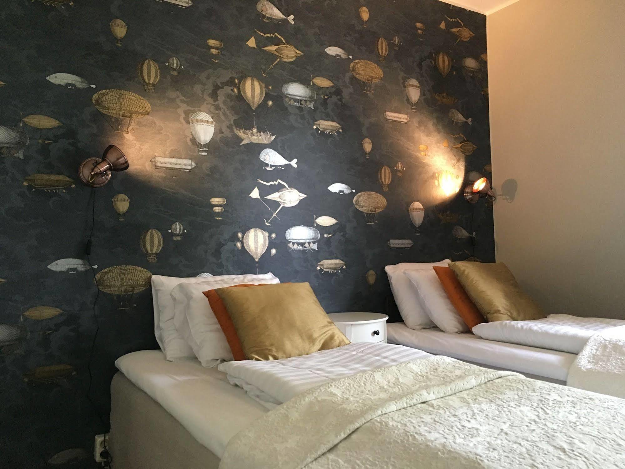 Hotel Wictoria Mariestad Exterior foto